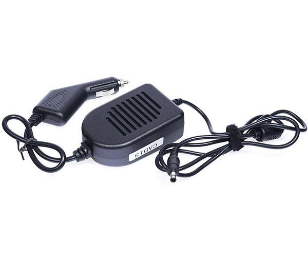 Cargador de coche-mechero para portátil Samsung 60W 19V 3.16A 5.5 mm x 3.0 mm GREENCELL / CAD13/ DESCATALOGADO